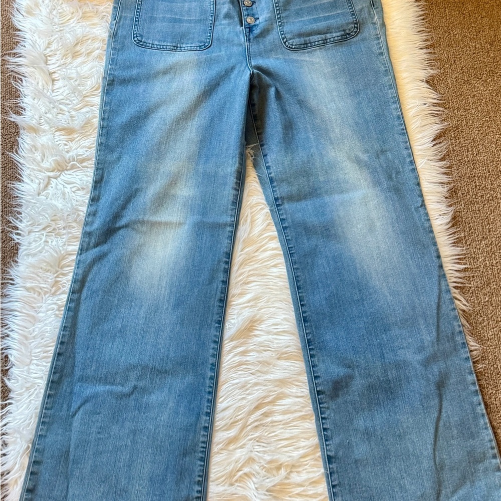 Stylish Light Blue Flare Women's Jeans